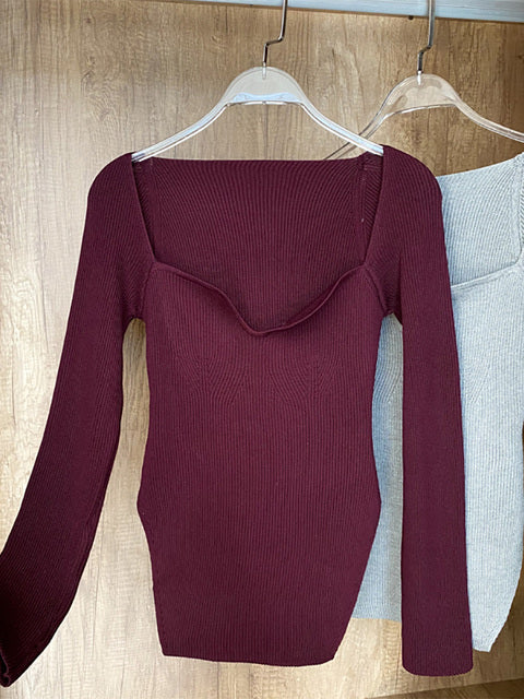 Woman's Long Sleeve Knitted Pullover                                  